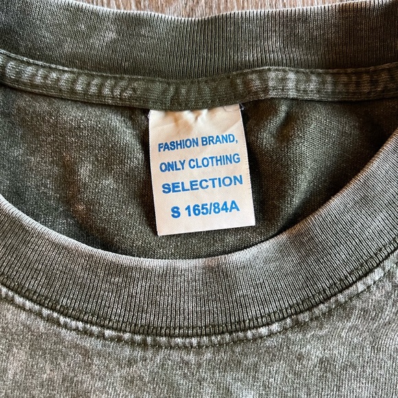 Distressted look Shirt - Picture 3 of 4